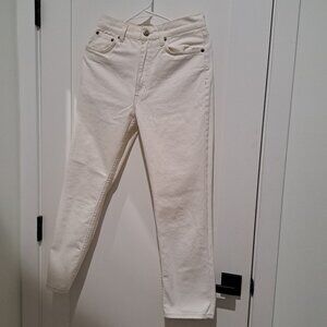 Mango | Mid-Waist Crop Straight White Jeans | Size 4